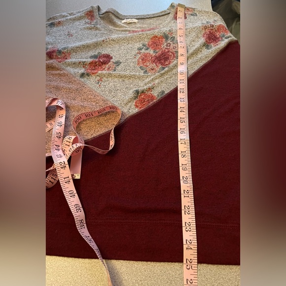 Maurice’s  Multi Colour Floral Print Light Knit Sweater Size Large - Picture 7 of 9